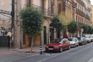 Правила парковки автомобилей на улицах испании